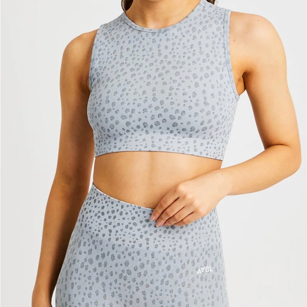 Aybl Evolve Speckle Seamless Crop Vest